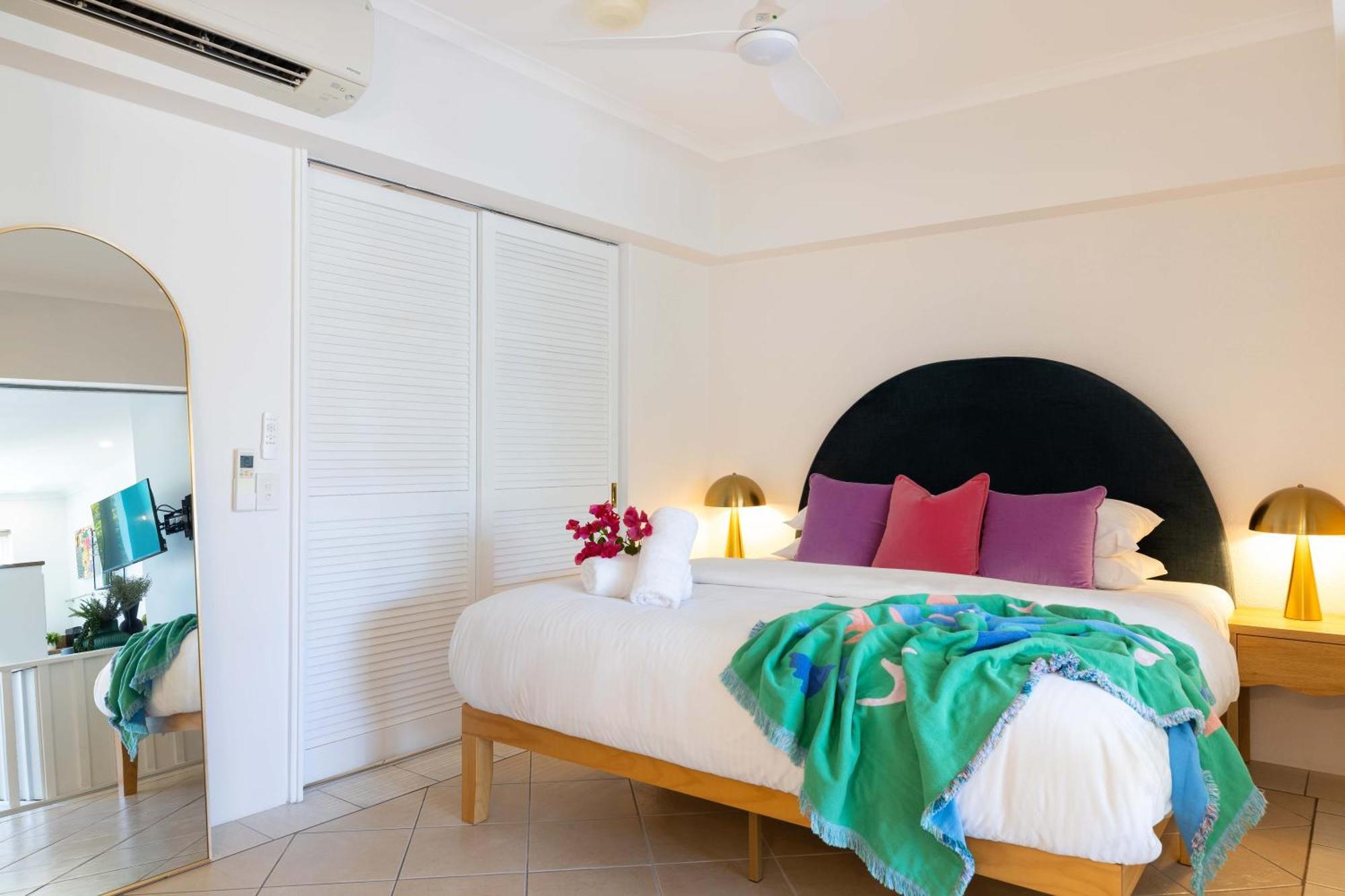 Casa Papaya Adults Only Apartment Port Douglas Exterior photo