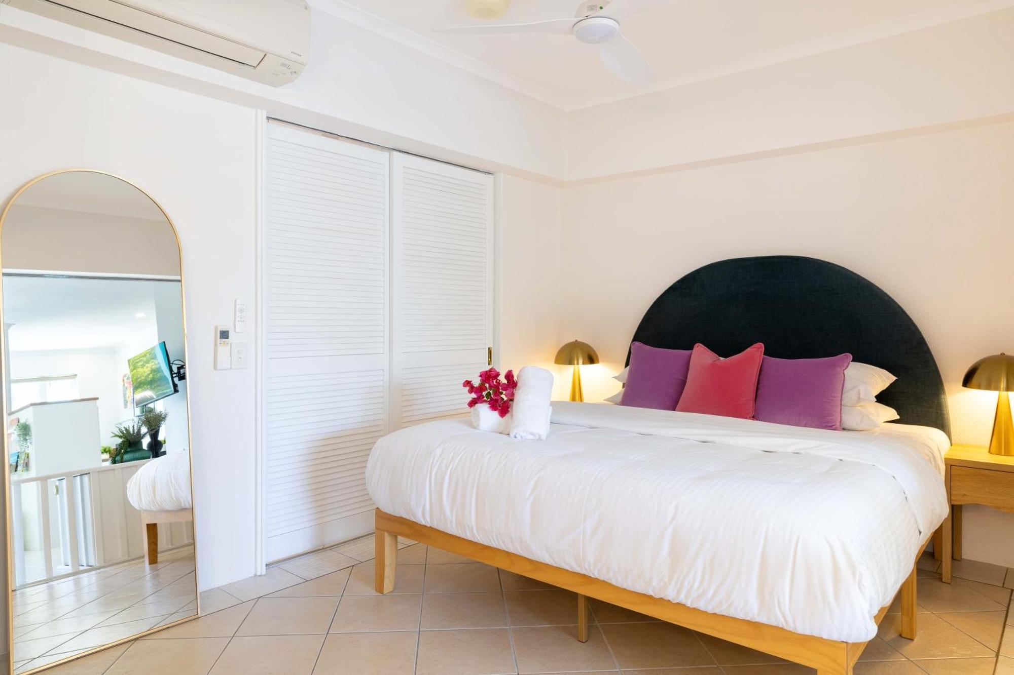 Casa Papaya Adults Only Apartment Port Douglas Exterior photo